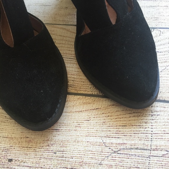 Free People Black Suede Deep V Ankle Booties - Picture 4 of 8